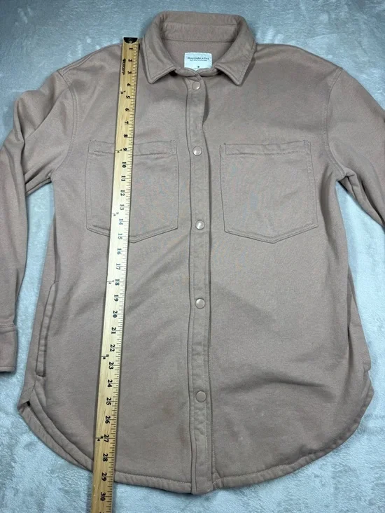 Abercrombie & Fitch Women’s Soft A and F Fleece Button Front Tan Jacket Medium - Picture 8 of 15